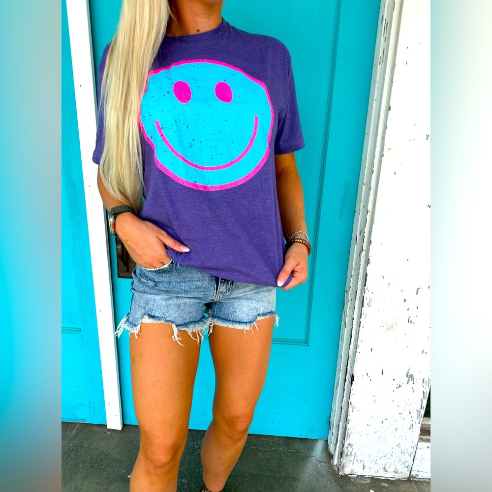 Women’s graphic tee - new from boutique